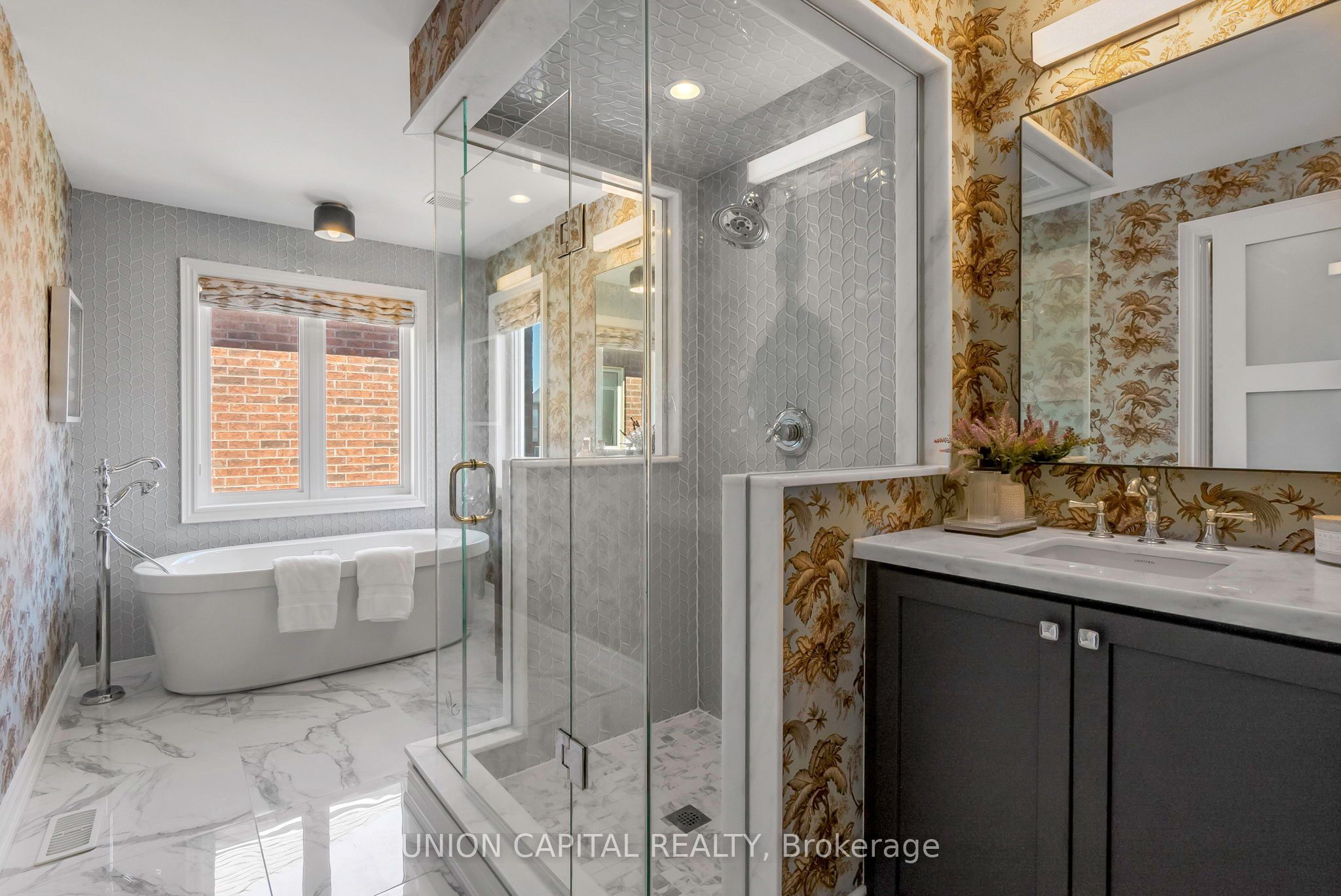130 Walter English Drive