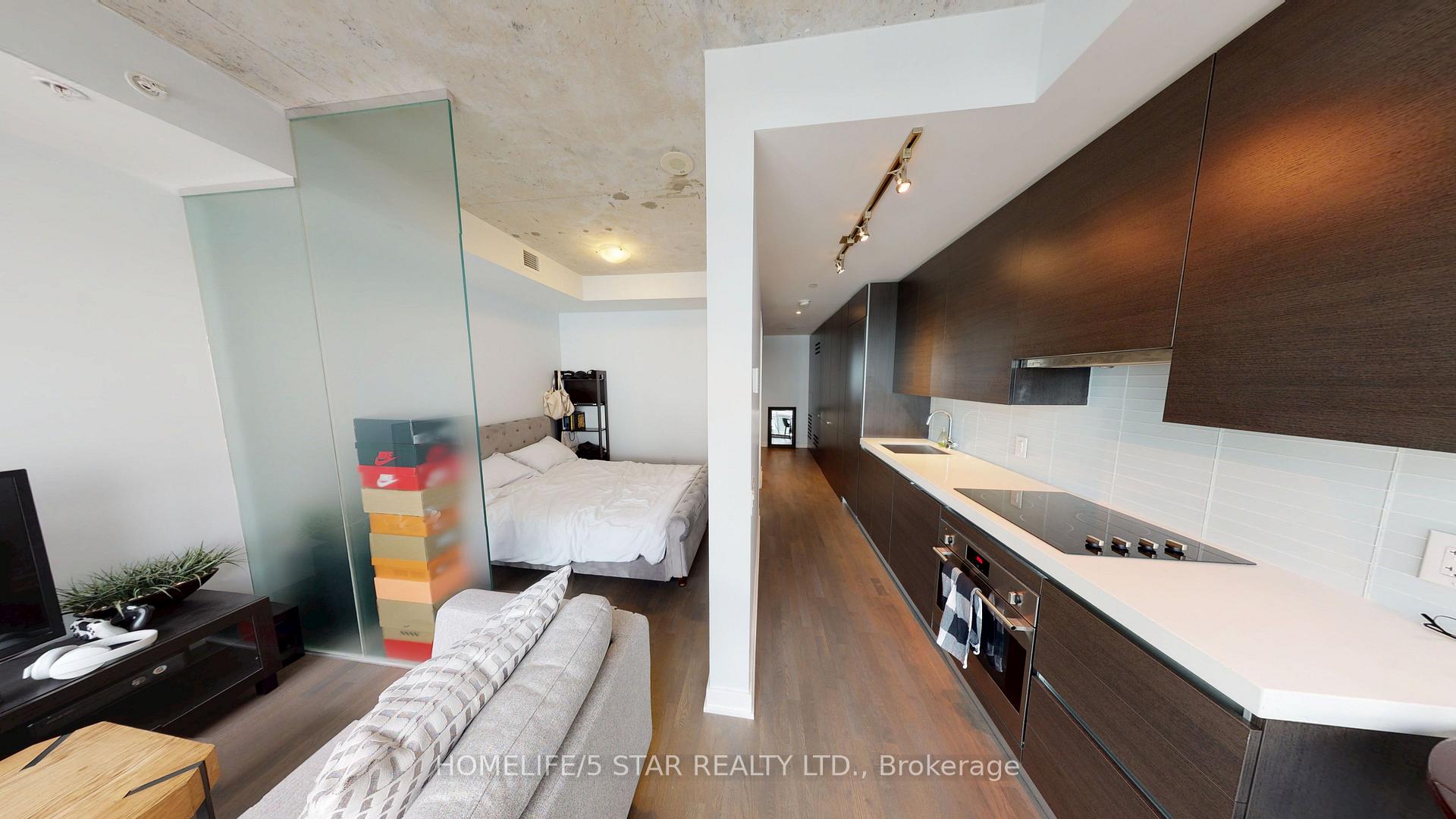 1 Bedroom Condo at 38 Stewart, Toronto For sale