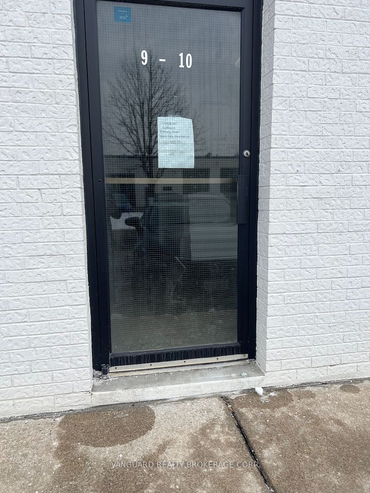 https://trreb-image.ampre.ca/PznfU7vhQI4bRhuT-h-DKR27H2exn9wsWbNAZ0N2NEs/rs:fit:960:960/wm:.5:so:0:50:.4/wmsh:10/wmt:PHNwYW4gZm9yZWdyb3VuZD0nd2hpdGUnIGZvbnQ9JzY4Jz5WQU5HVUFSRCBSRUFMVFkgQlJPS0VSQUdFIENPUlAuPC9zcGFuPg/L3RycmViL2xpc3RpbmdzLzQwLzU3Lzk1LzkxL3AvNzY3NmNkOWItZWQxMC00MDI0LWJkZmMtMzQzOTY0OWM2NzlkLmpwZw.jpg