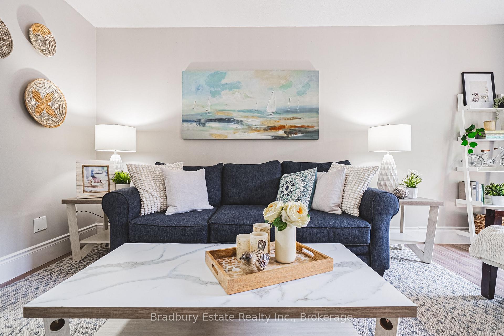 3 Bedrooms Condo at 1489 Ester, Burlington For sale