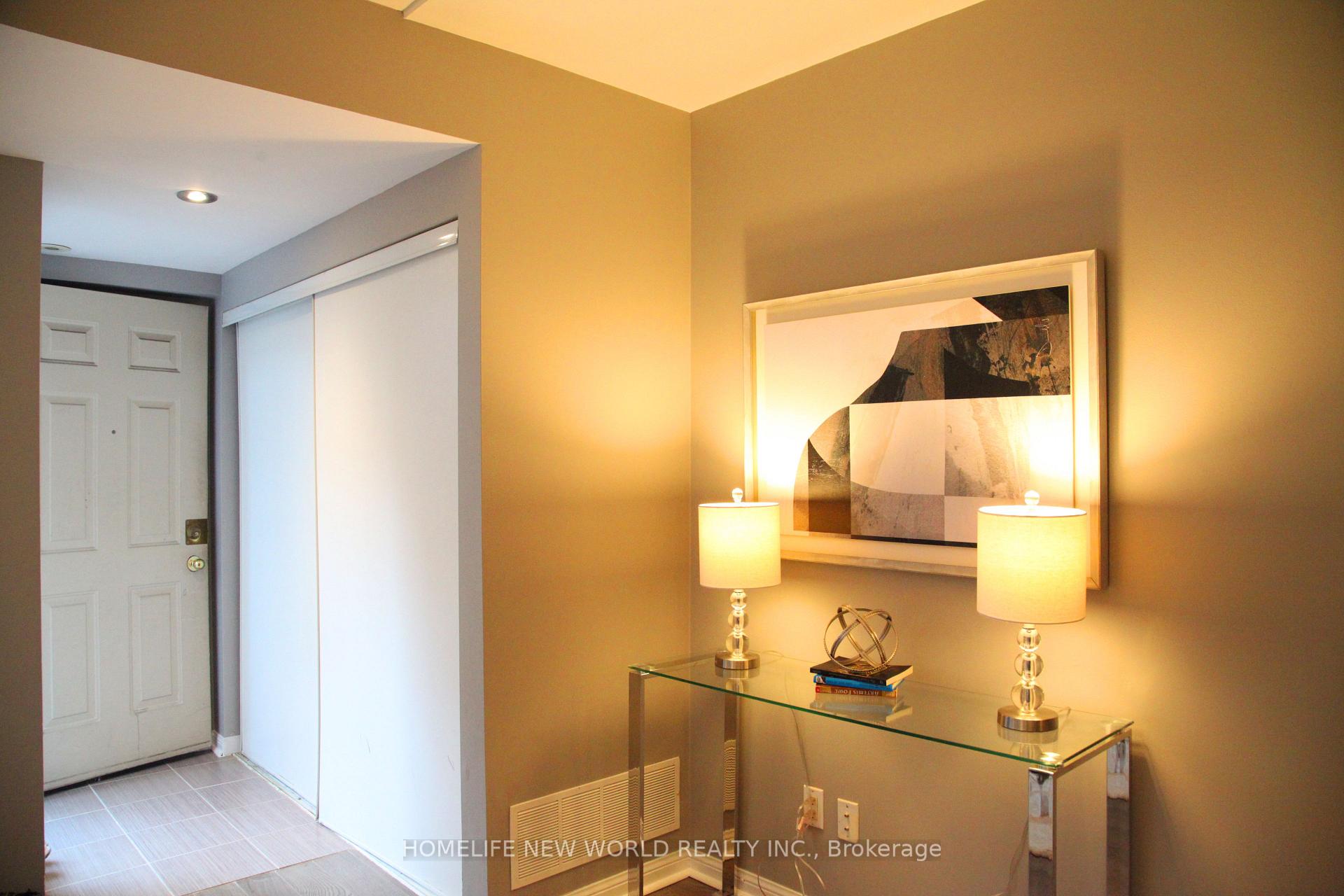 1 Bedroom Condo at 3 Everson, Toronto For sale