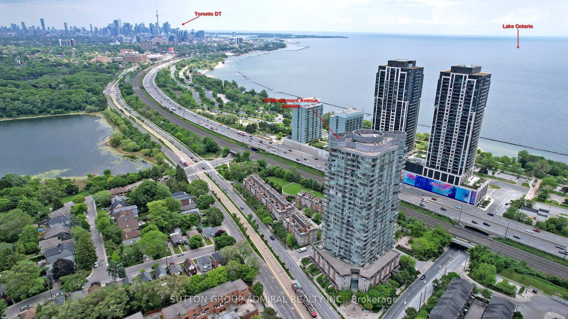 1 Bedroom Condo at 15 Windermere, Toronto For sale