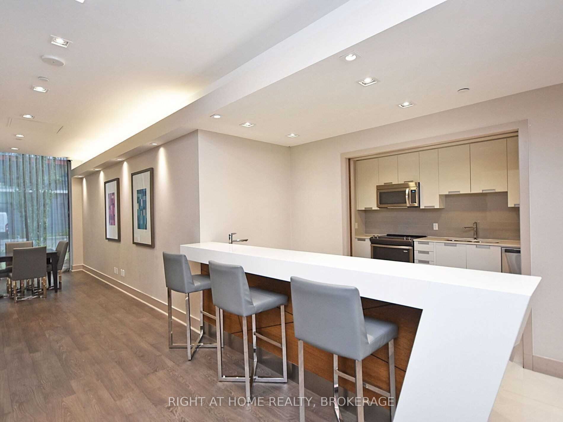 75 Eglinton Ave W Avenue, #1705
