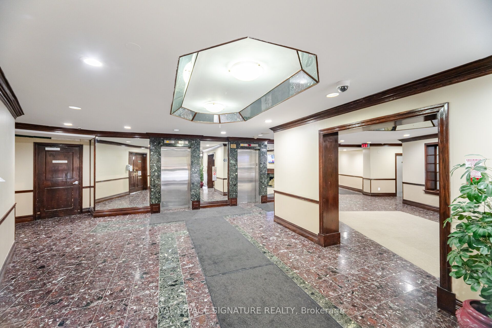 627 The West Mall, #508