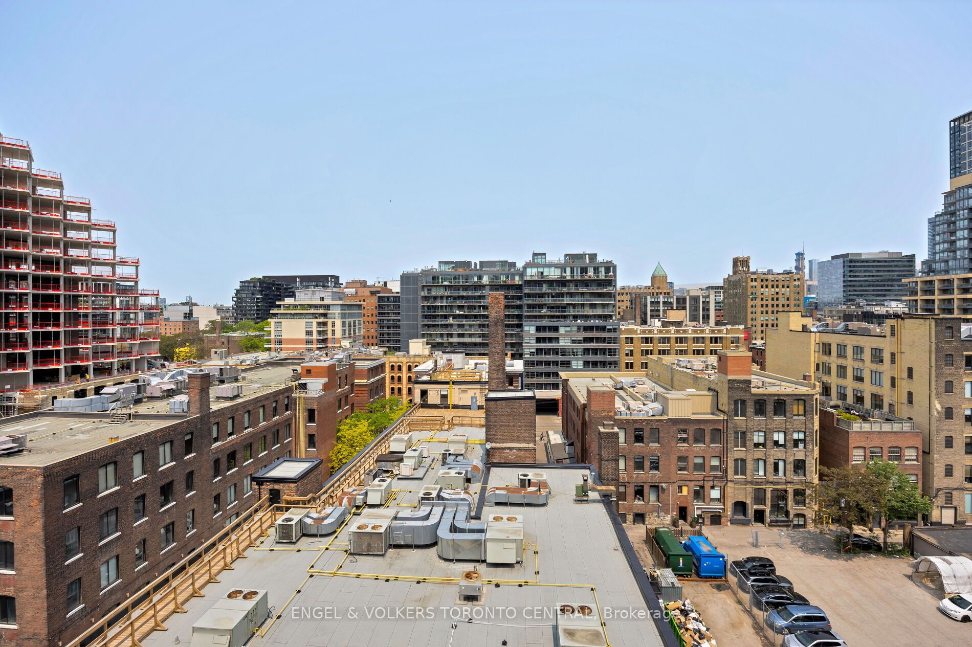 400 Wellington Street W, #1001