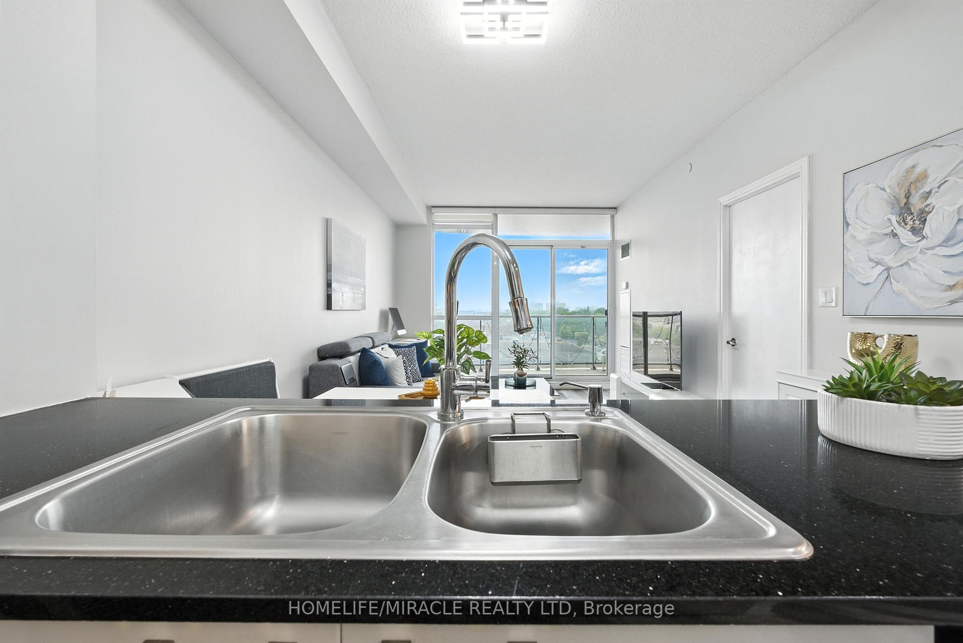 1 Bedroom Condo at 1328 Birchmount, Toronto For sale