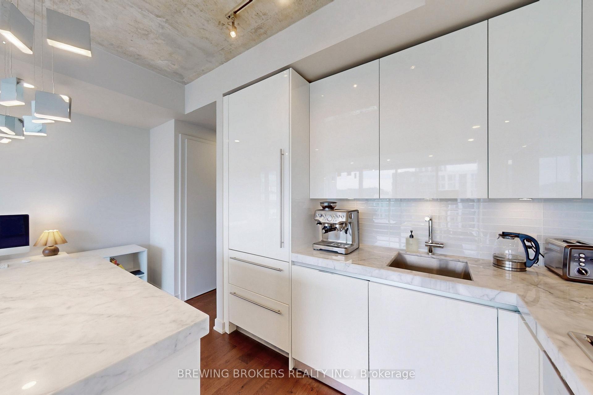 1 Bedroom Condo at 629 King St W, Toronto For sale