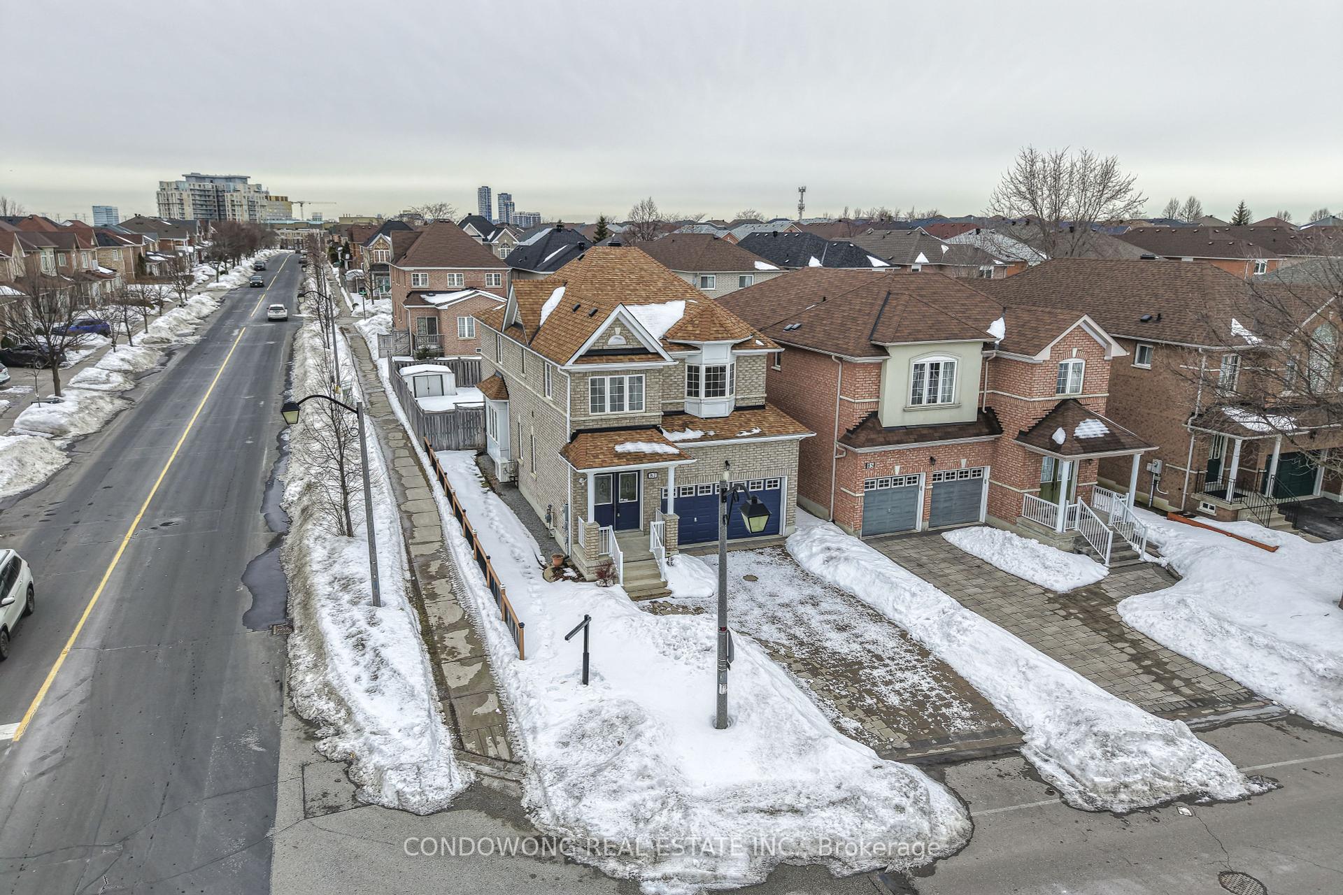 87 Avoca Drive, Markham, ON L3R 4R9