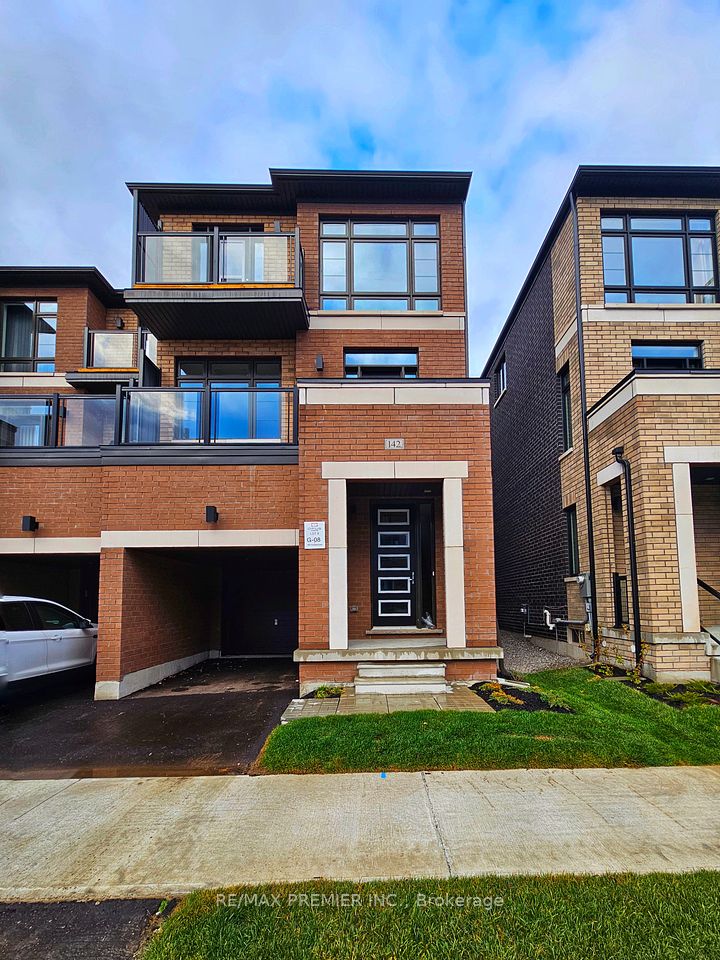142 Turnberry