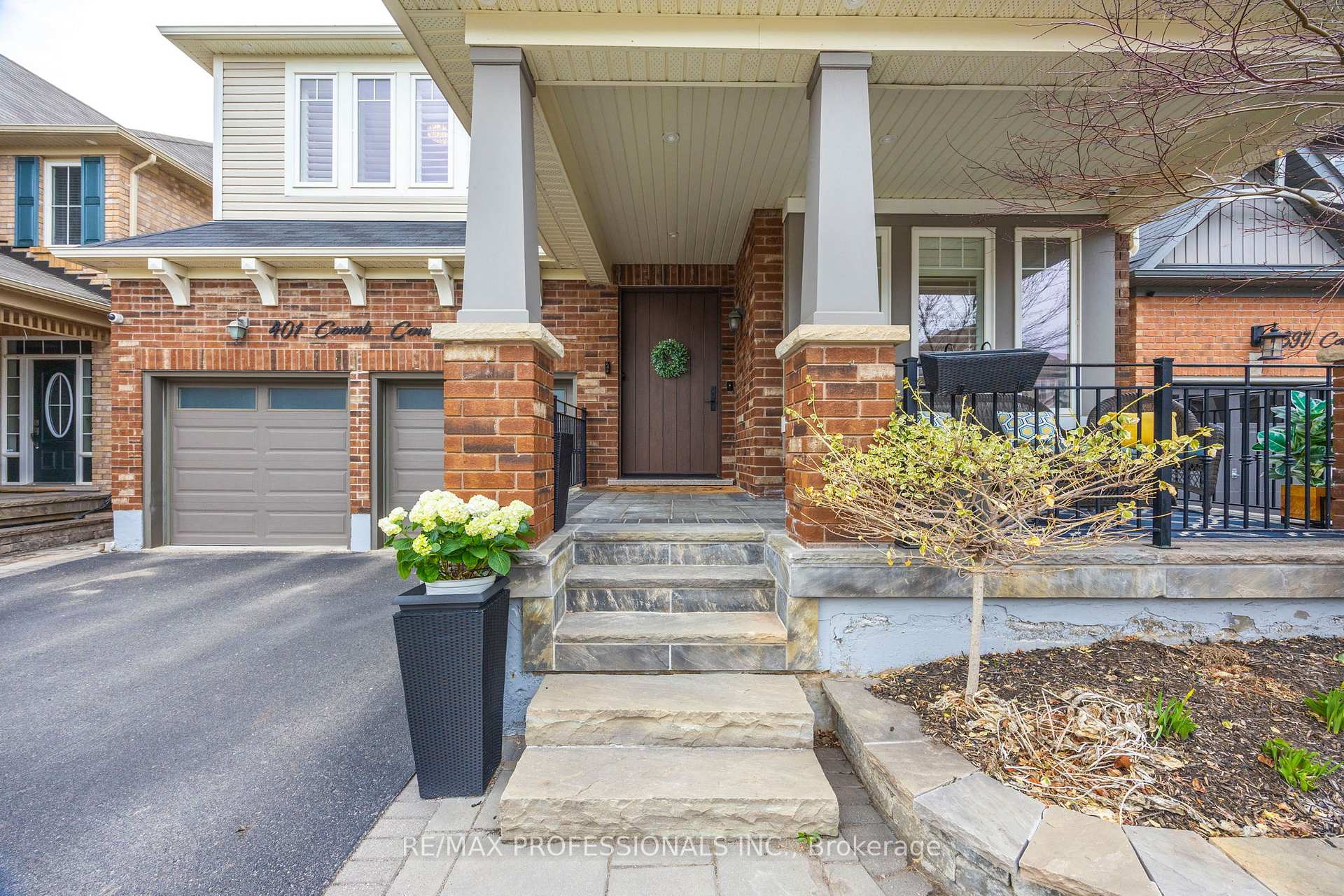 401 Coombs Court, Milton, ON L9T 7N5