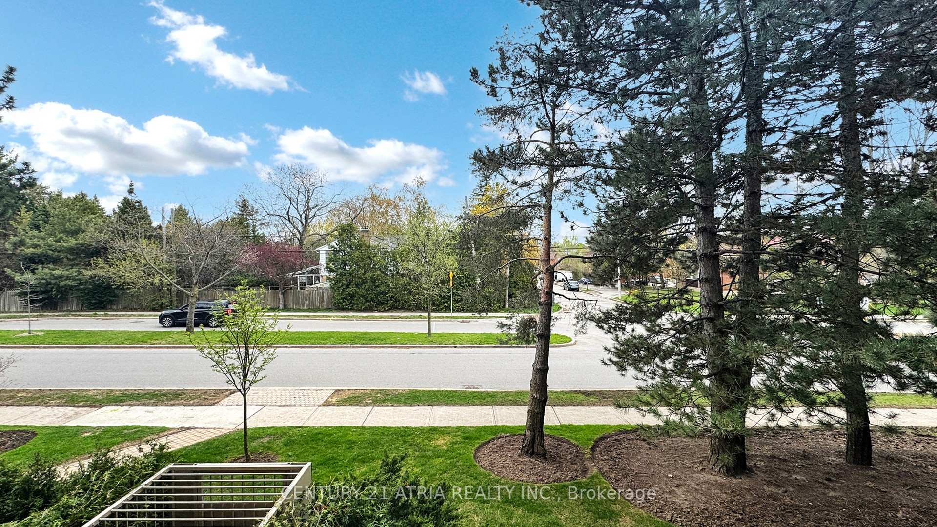 2 Bedrooms Condo at 1210 Don Mills,  Toronto For sale