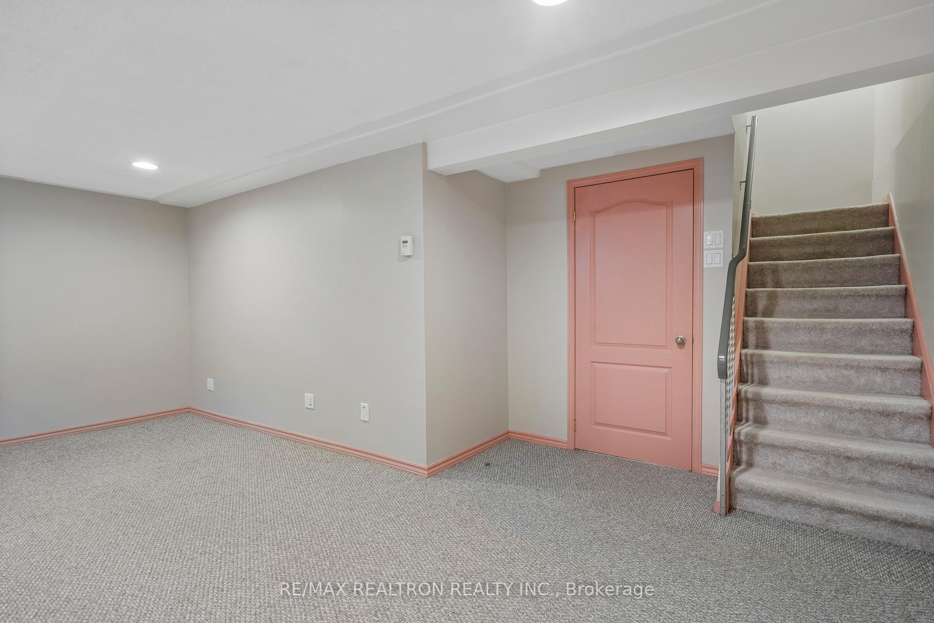 4 Bedrooms Condo at 19 Centennial Park, Toronto For sale