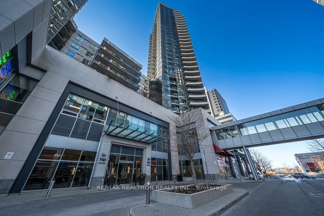 7171 Yonge