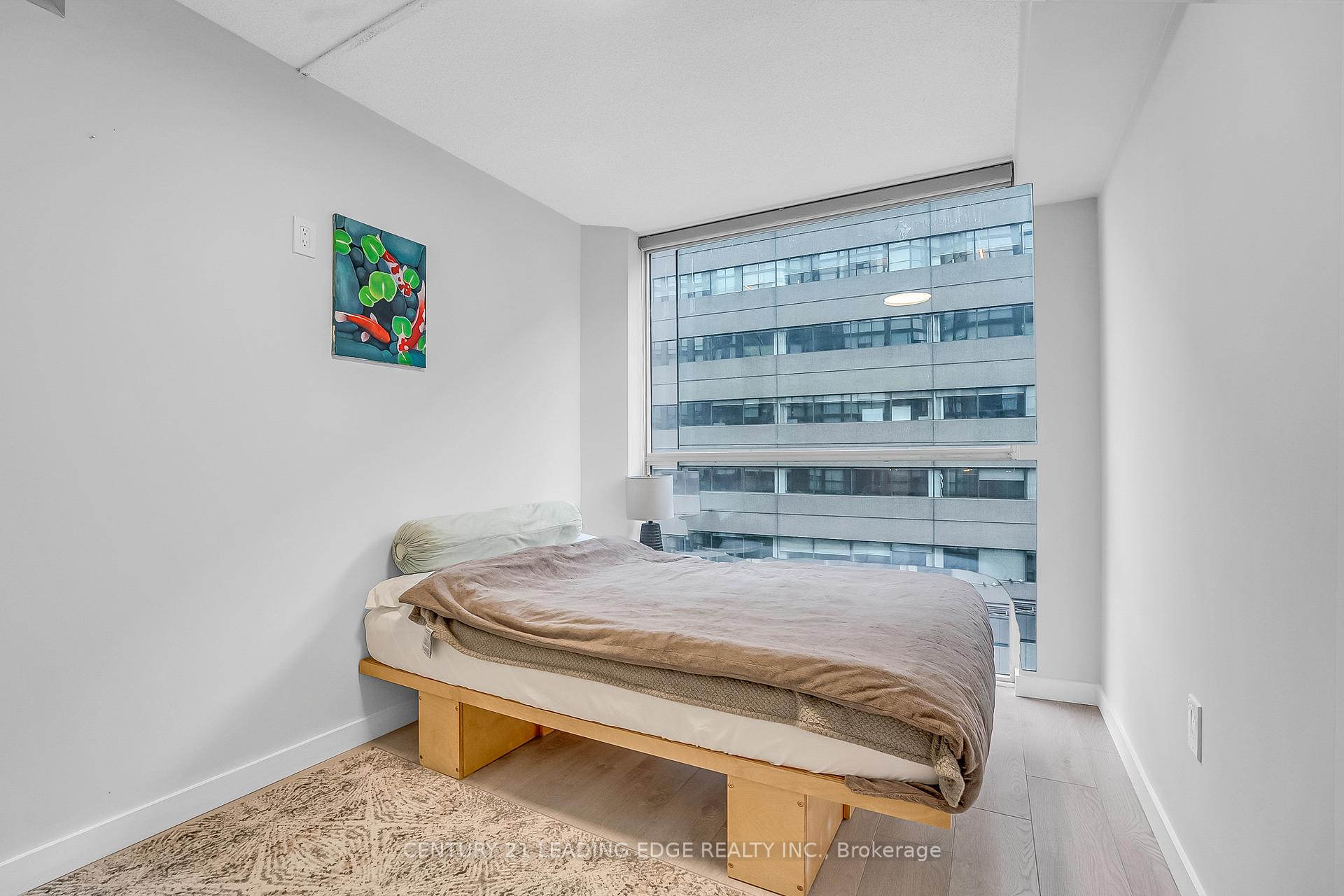 3 Bedrooms Condo at 705 King, Toronto For sale