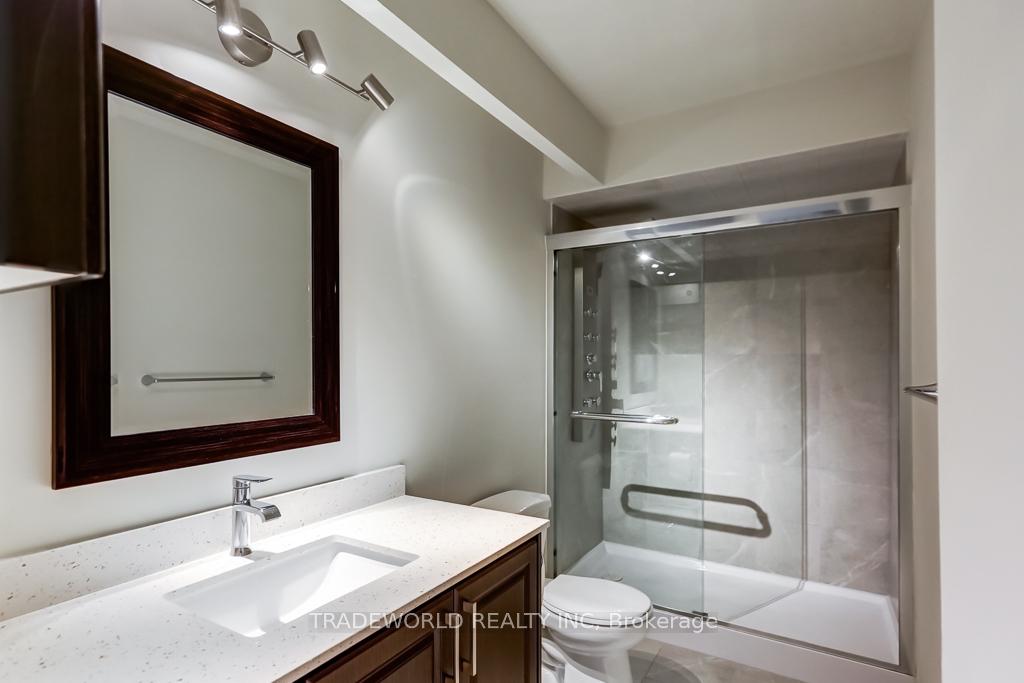 3 Bedrooms Condo at 50 Brookmill, Toronto For sale
