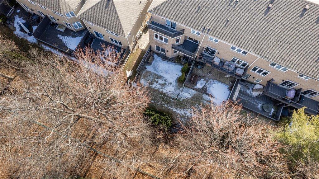 3 Bedrooms Condo at 1267 Dorval, Oakville For sale