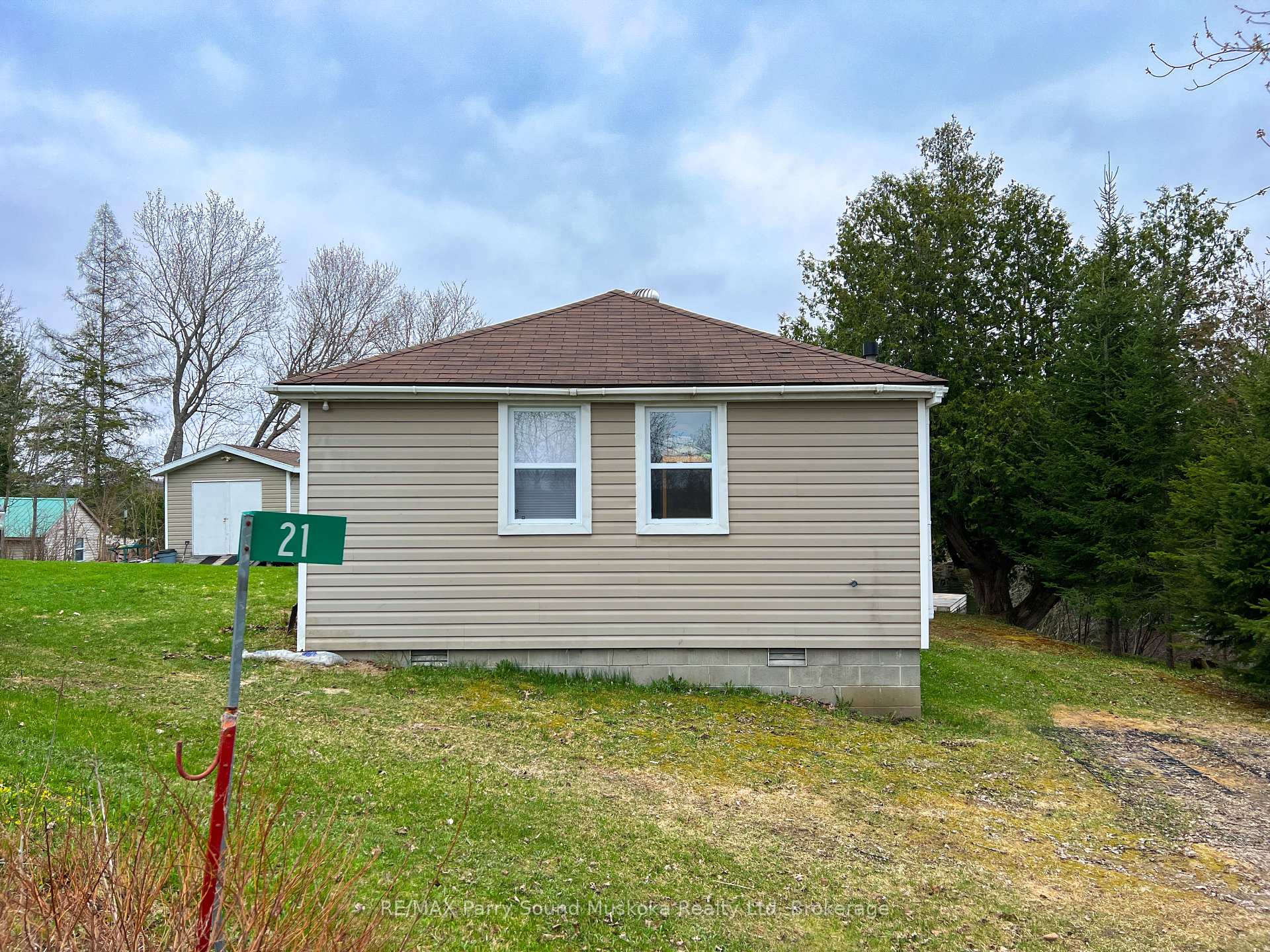 Listing image