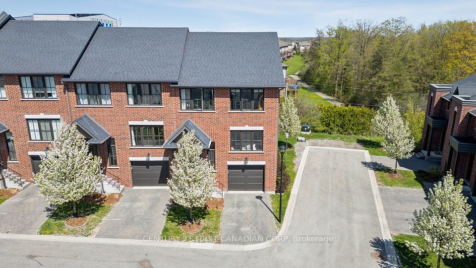 555 SUNNINGDALE