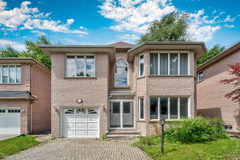 3022 Bayview