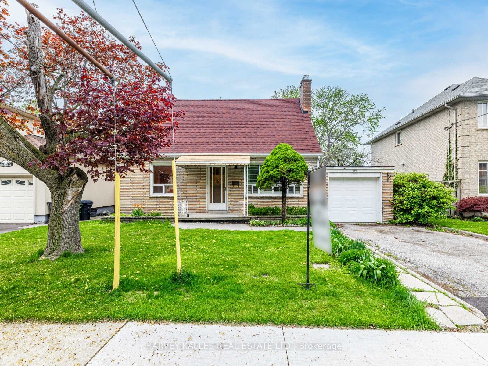 100 King High Avenue, Toronto, ON M3H 3B1