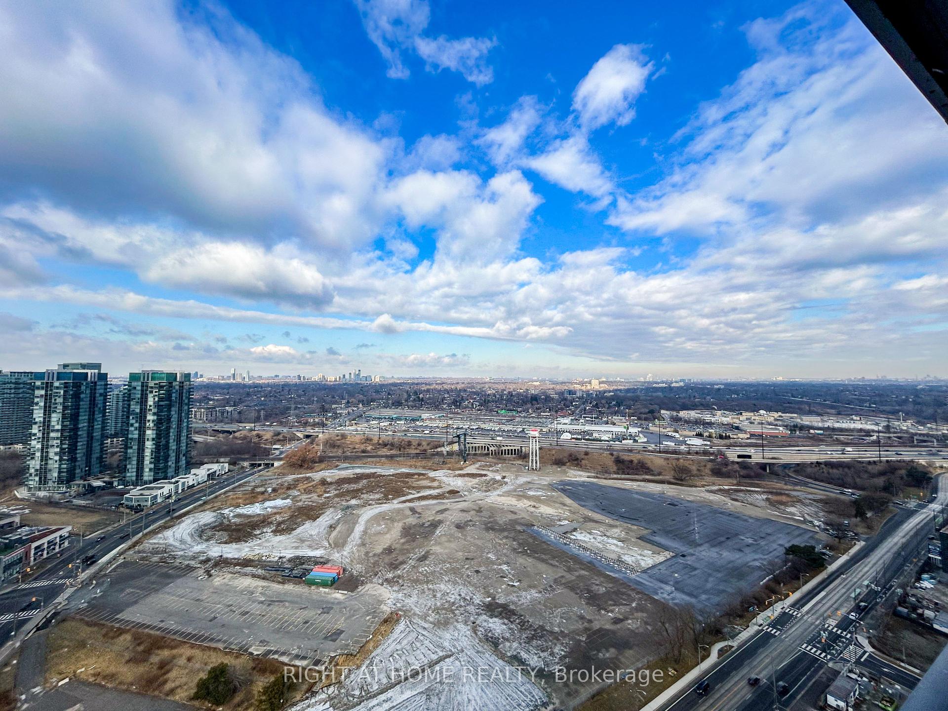 2 Bedrooms Condo at 30 Shore Breeze, Toronto For sale
