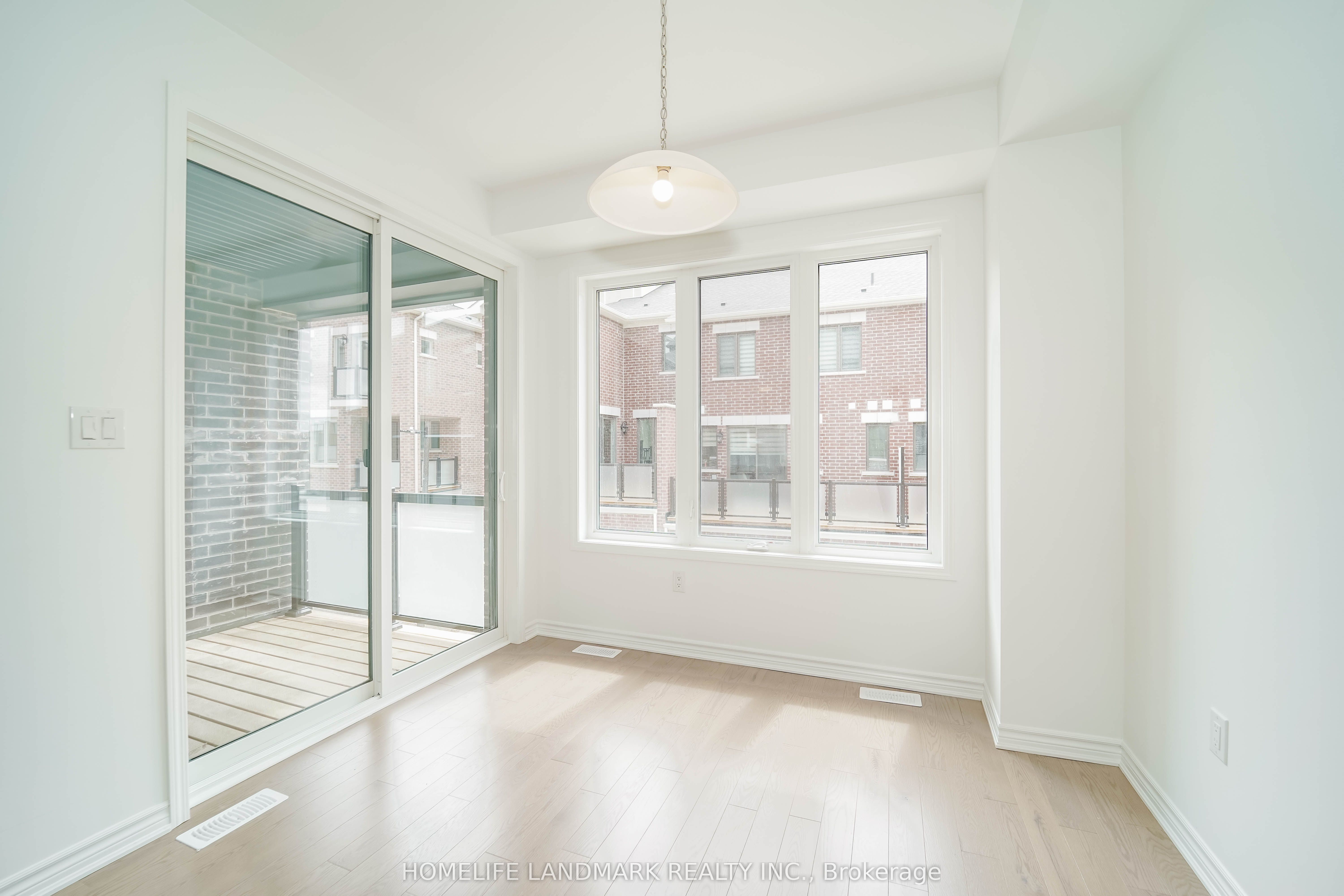 5 Wisla Avenue