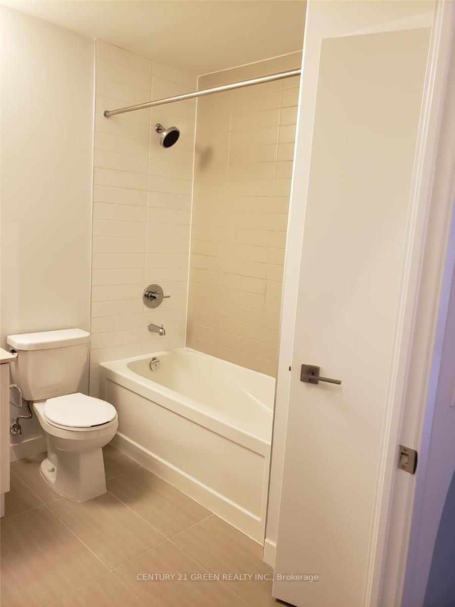 2 Bedrooms Condo at 4055 Parkside Village, Mississauga For sale