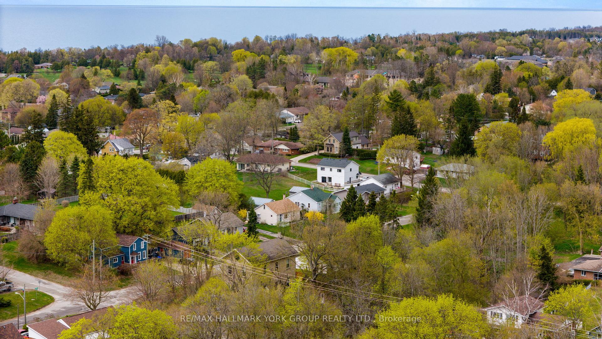 1060 Princes Street, Kincardine, ON N2Z 1X8