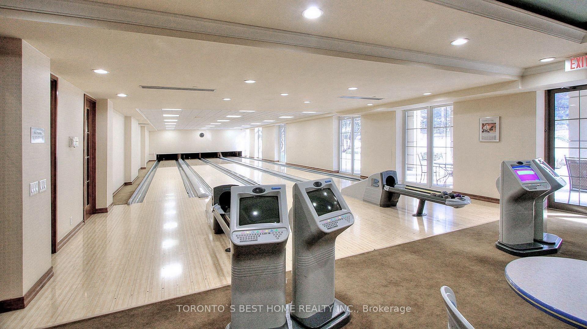 3 Bedrooms Condo at 80 Harrison Garden,  Toronto For sale