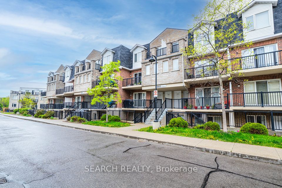 #2041 - 3043 Finch Avenue, Toronto, ON M9M 0A4