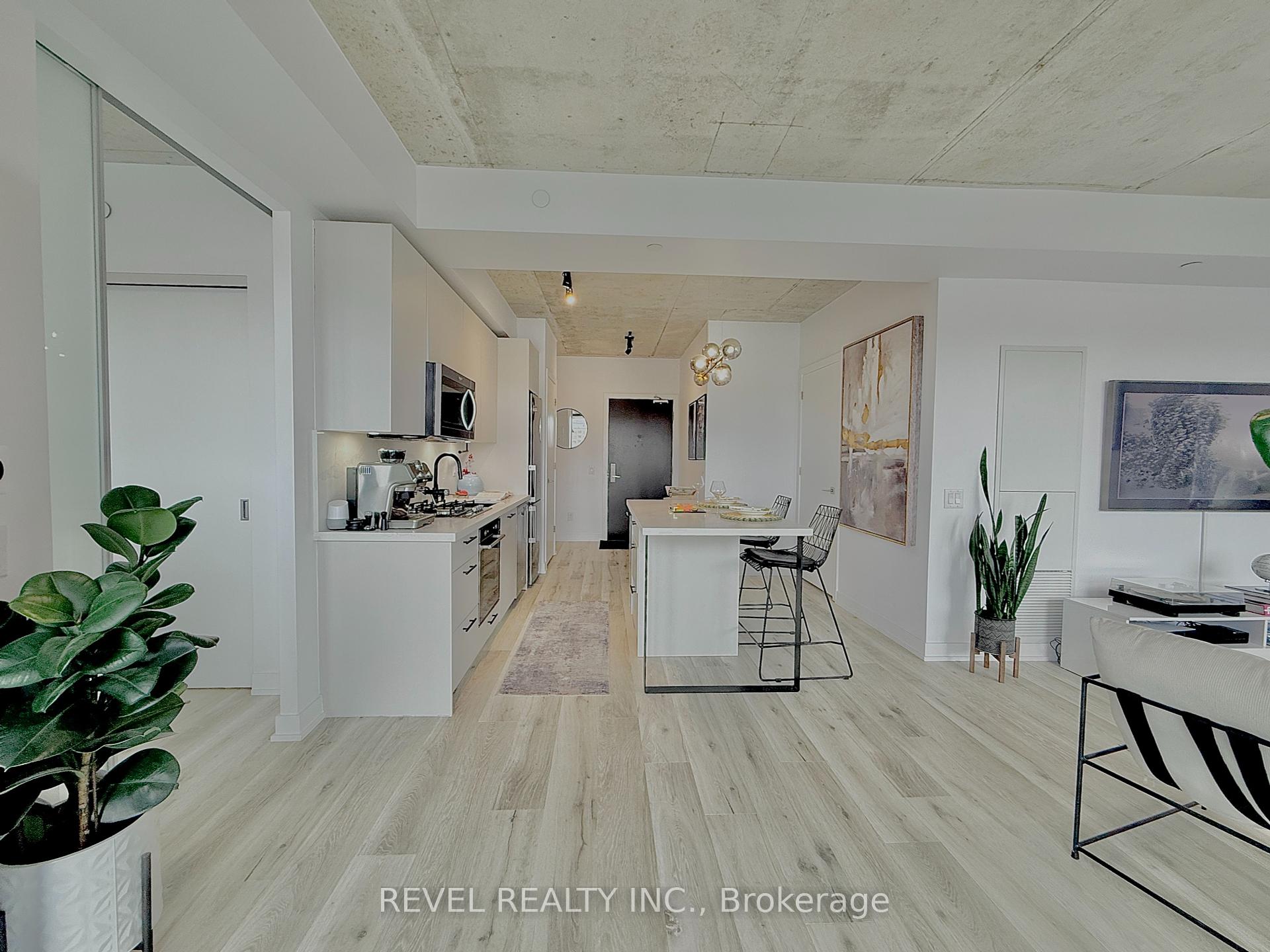 2 Bedrooms Condo at 55 Ontario, Toronto For sale