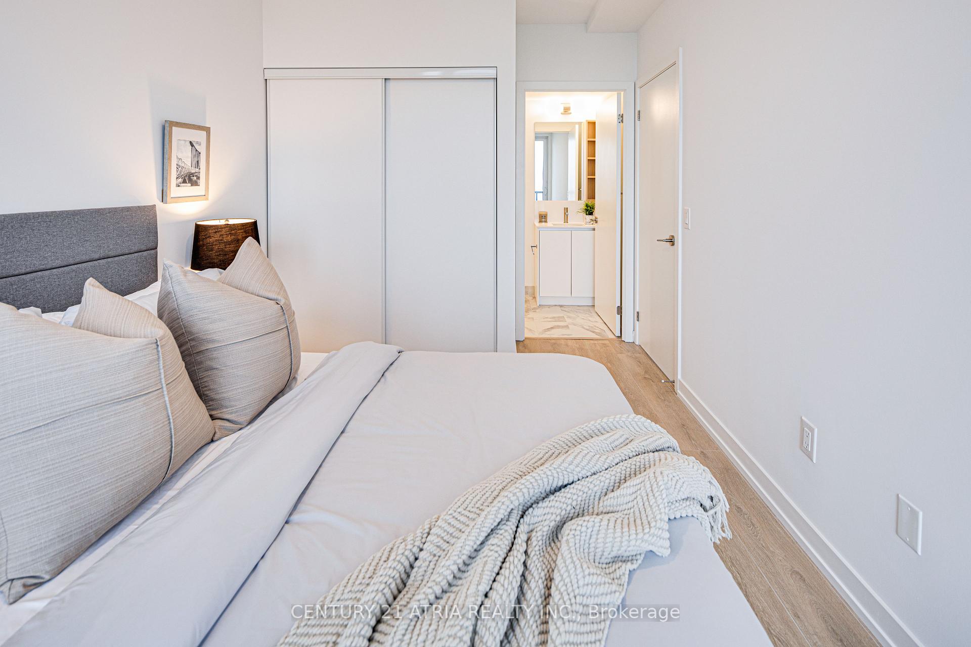 3 Bedrooms Condo at 1100 Sheppard, Toronto For sale