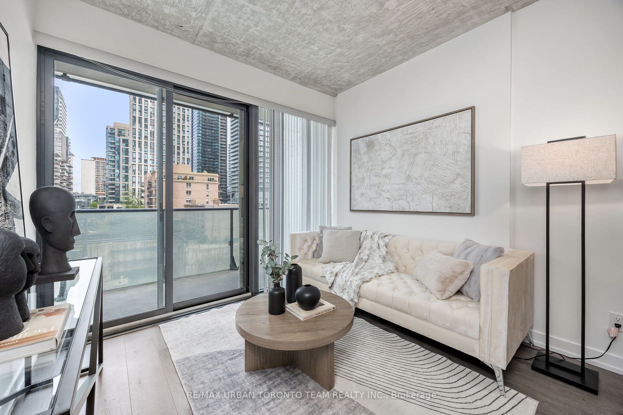 161 Roehampton Avenue, #304