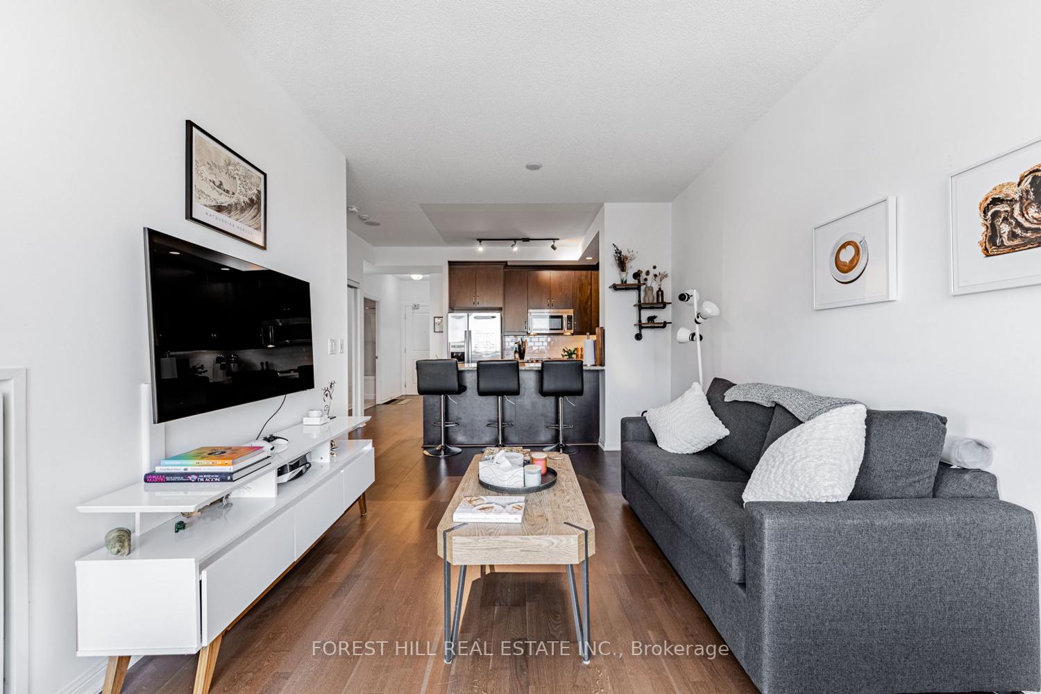 2 Bedrooms Condo at 21 Grand Magazine, Toronto For sale