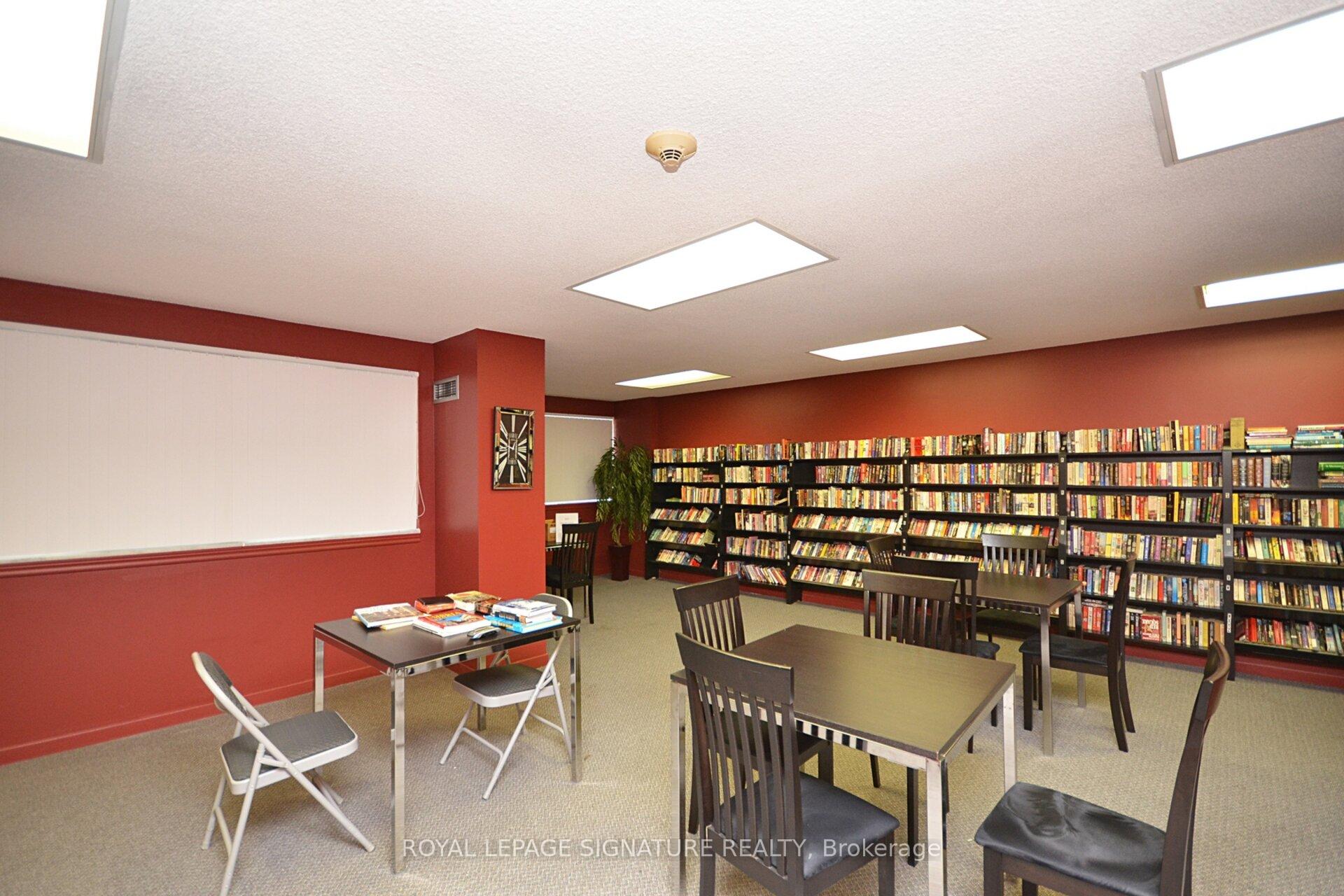 4 Bedrooms Condo at 1300 Mississauga Valley,  Mississauga For sale
