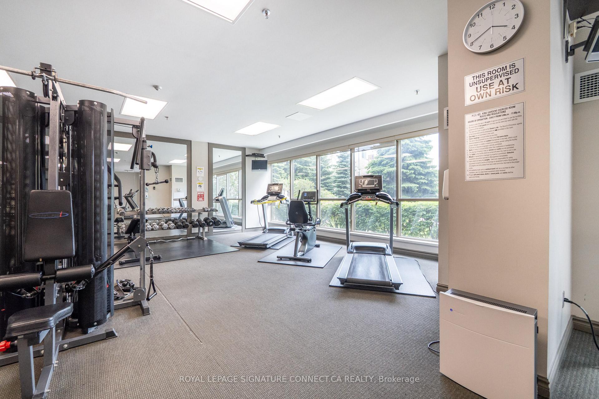2 Bedrooms Condo at 75 King, Mississauga For sale