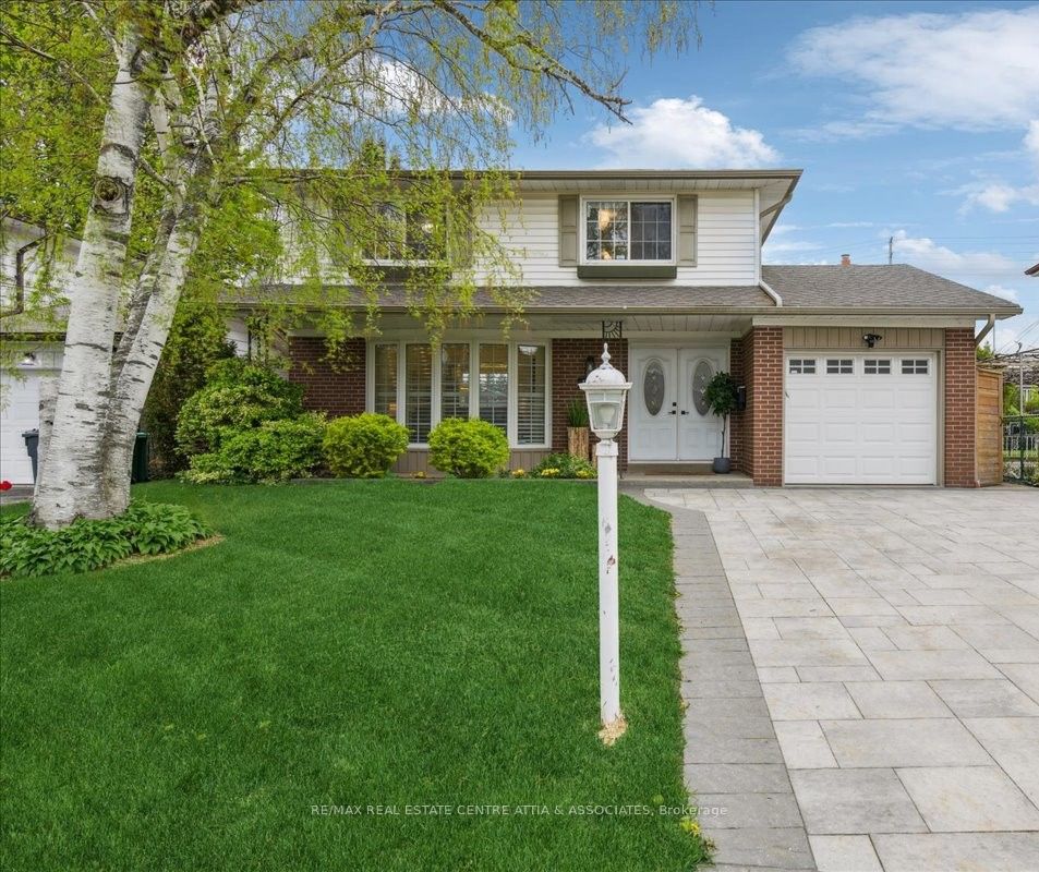 1334 Strathy