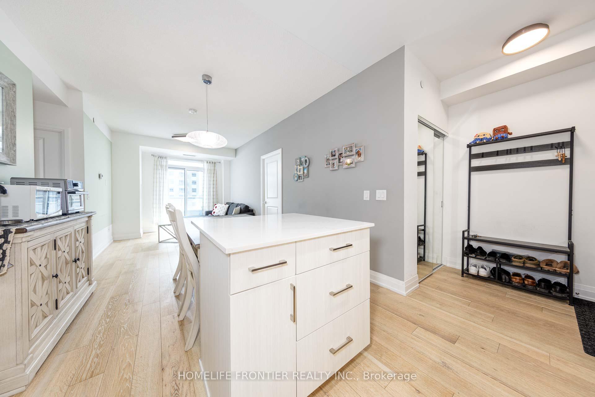 3 Bedrooms Condo at 591 Sheppard,  Toronto For sale