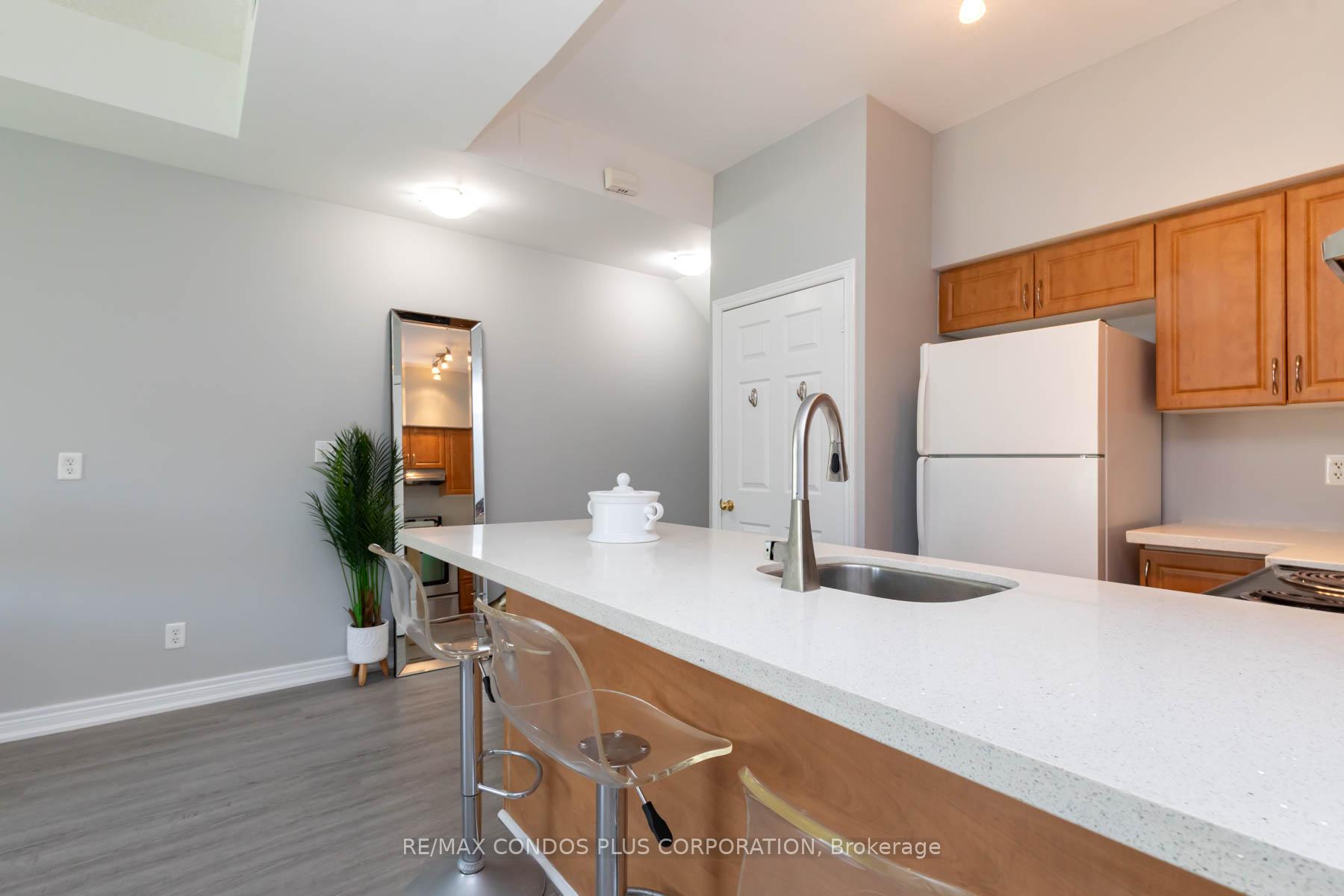1 Bedroom Condo at 179 Bleecker, Toronto For sale