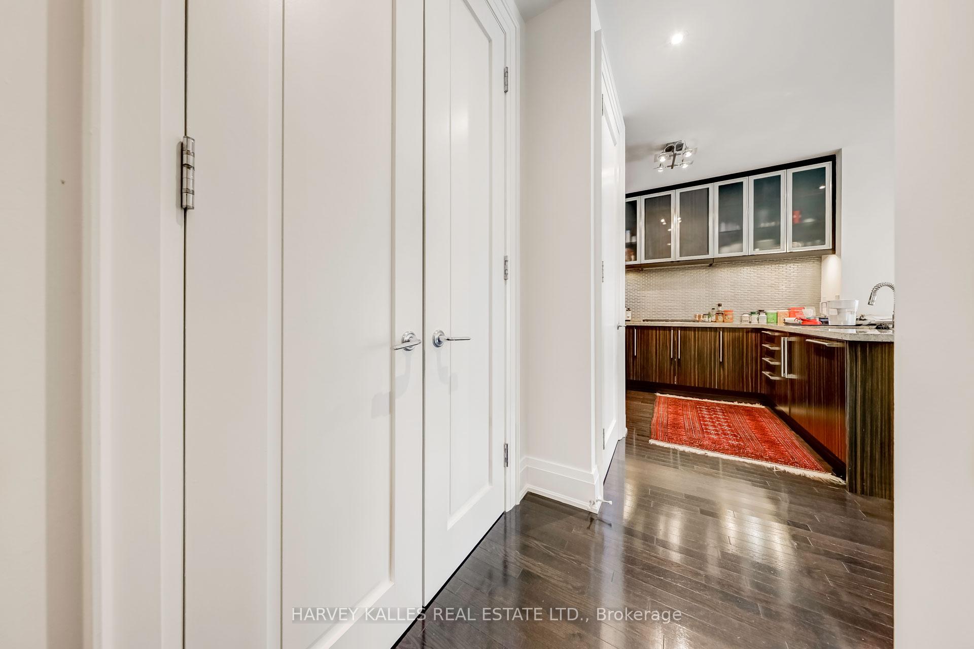 80 Yorkville Avenue 501
