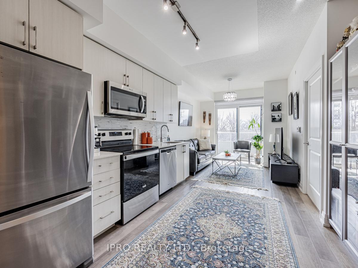 3 Bedrooms Condo at 3121 Sheppard, Toronto For sale