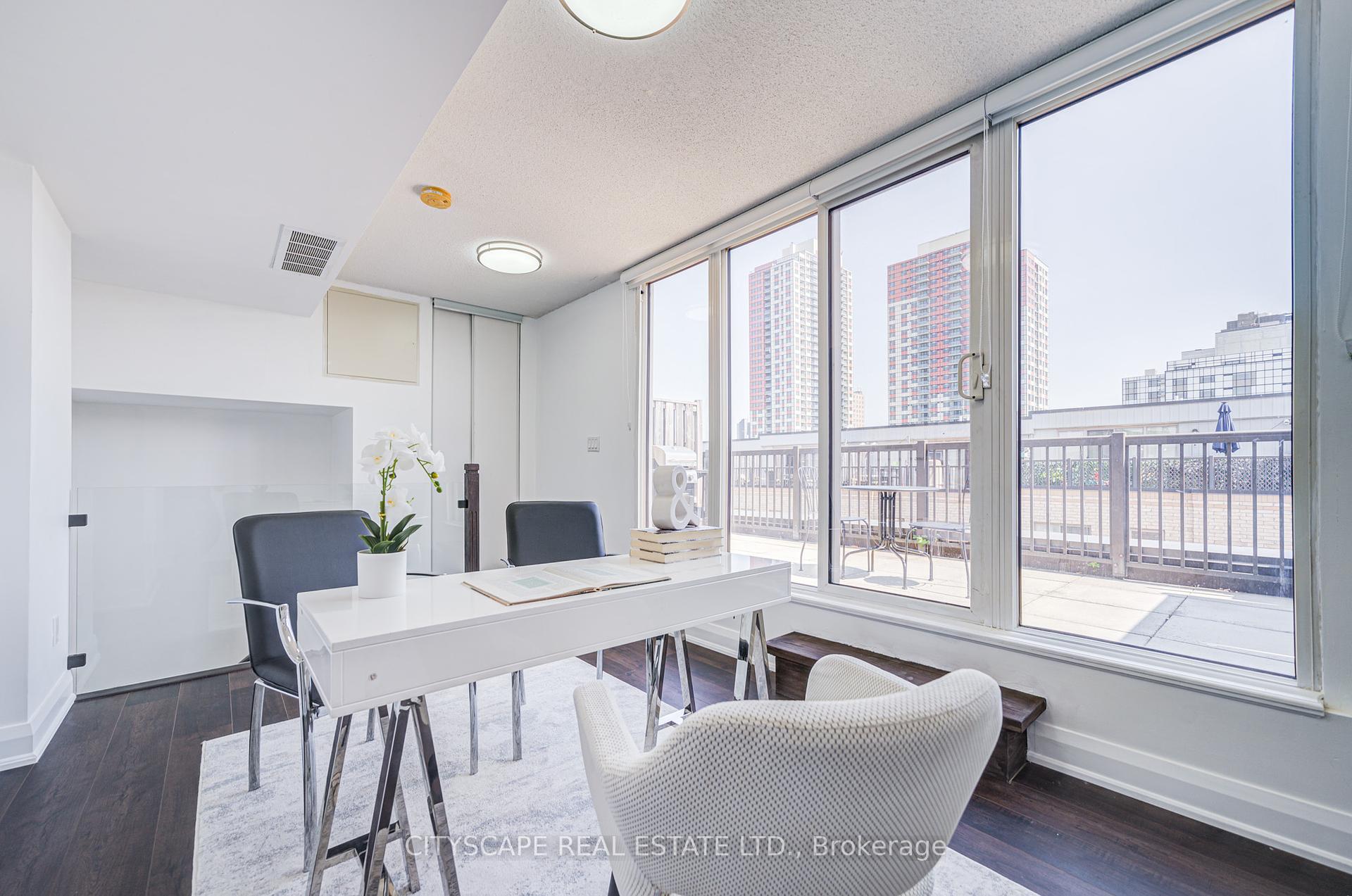 3 Bedrooms Condo at 16 Foundry, Toronto For sale