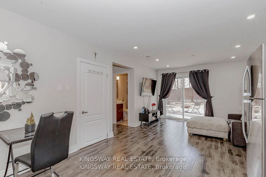 1395 Tyneburn Crescent