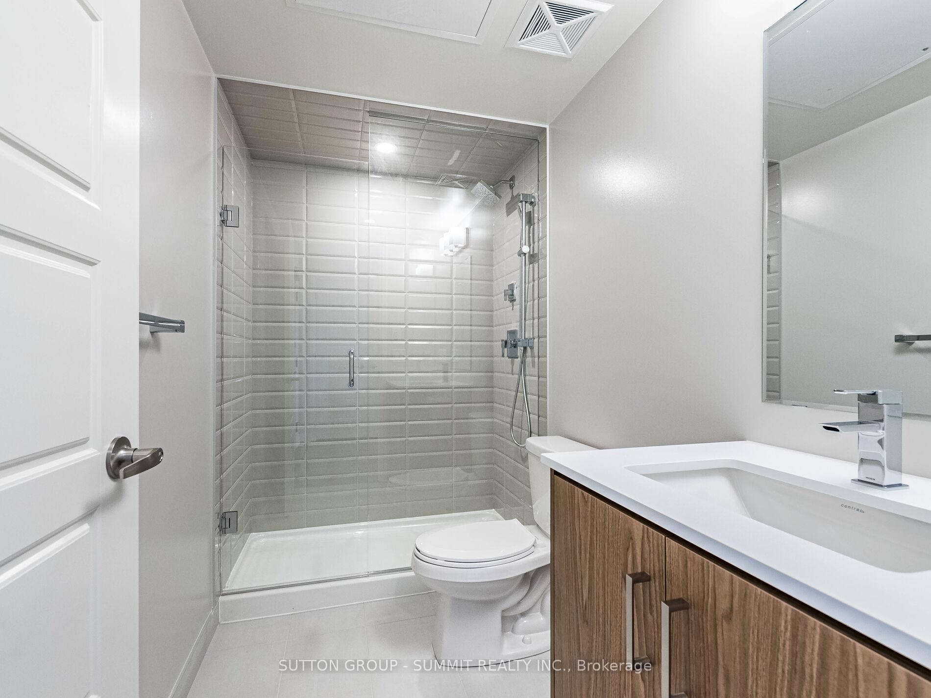 2 Bedrooms Condo at 3006 William Cutmore, Oakville For sale