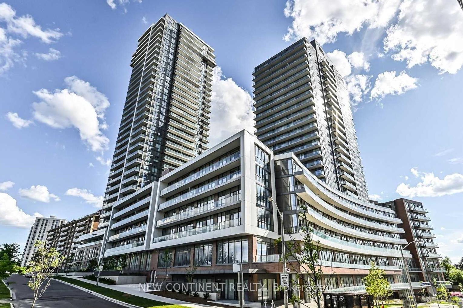 2 Bedrooms Condo at 32 Forest Manor,  Toronto For sale