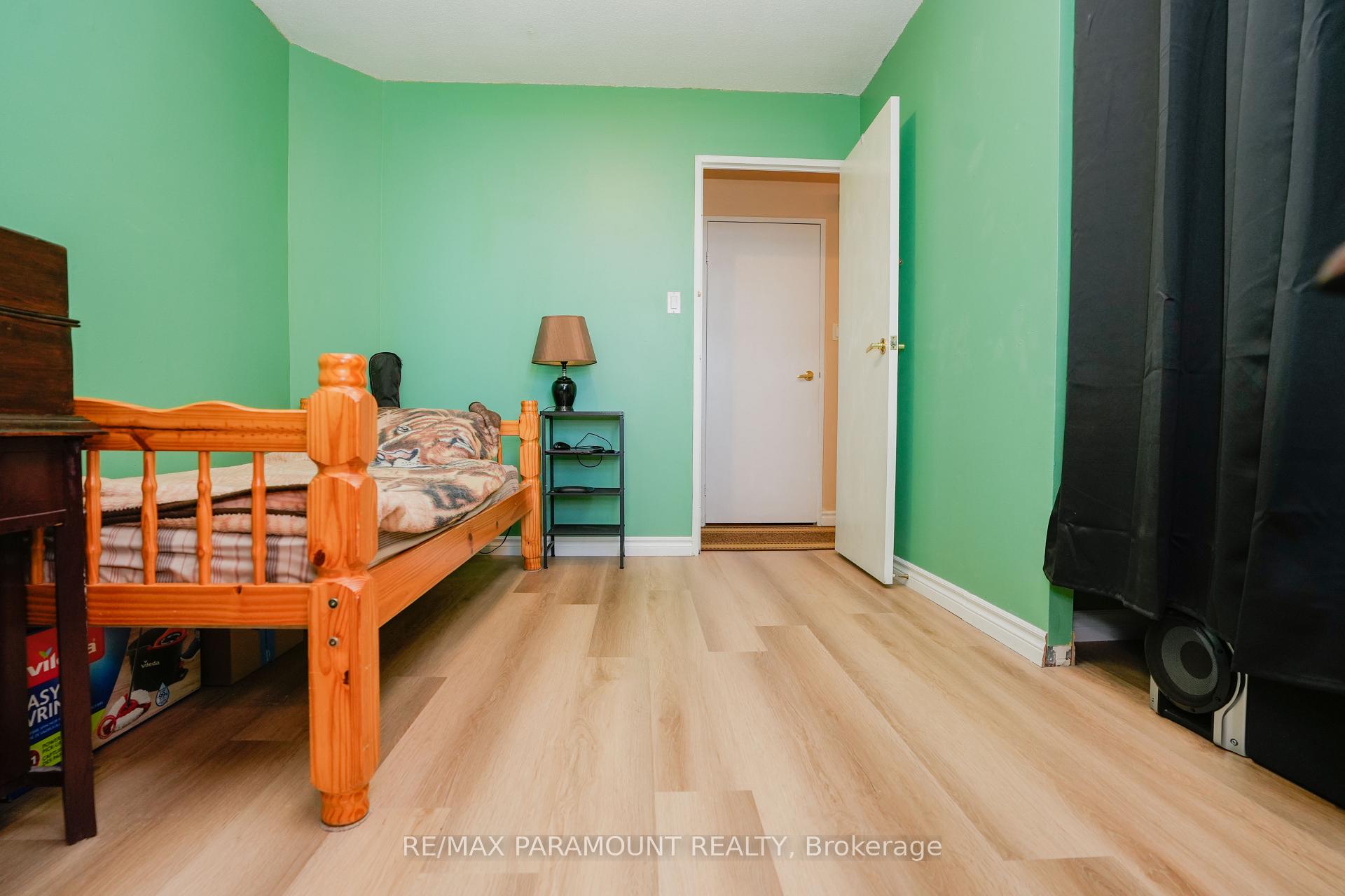 3 Bedrooms Condo at 234 Albion,  Toronto For sale
