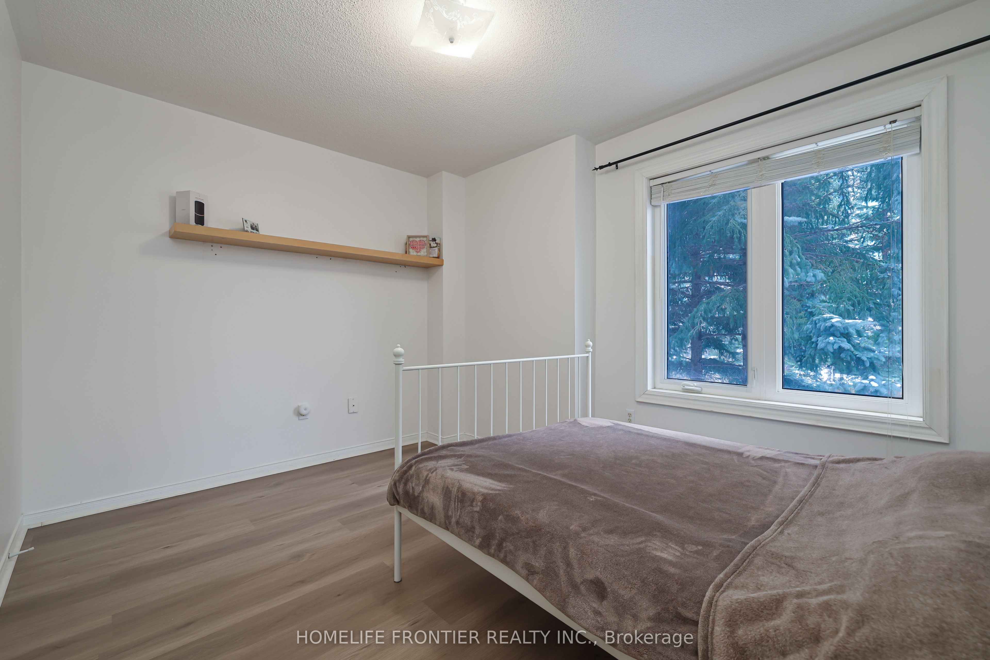 735 New Westminster Drive, #93