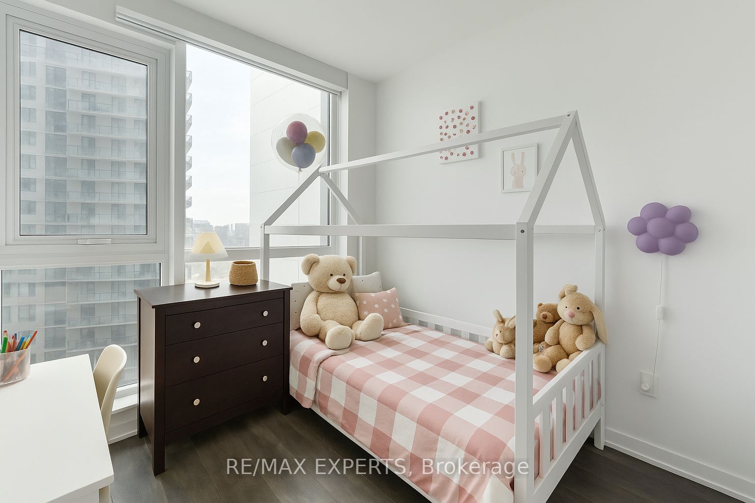 7890 Jane Street, #1609