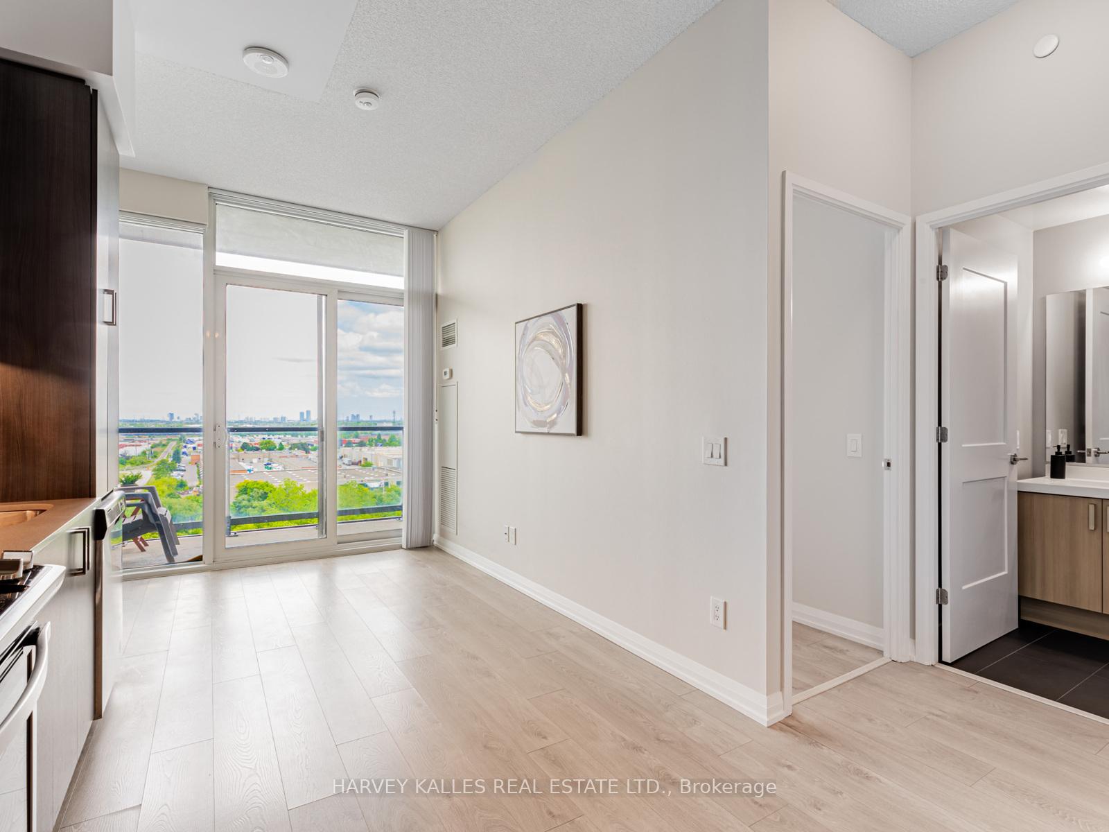 7895 Jane Street 1018