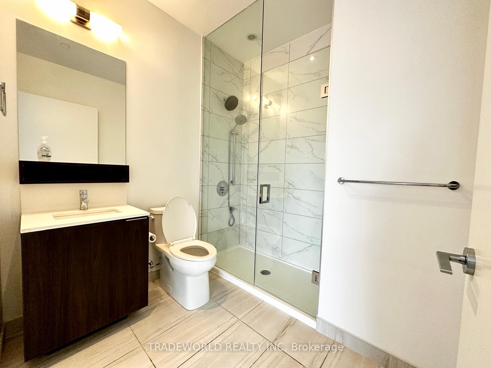 3 Bedrooms Condo at 898 Portage,  Vaughan For sale